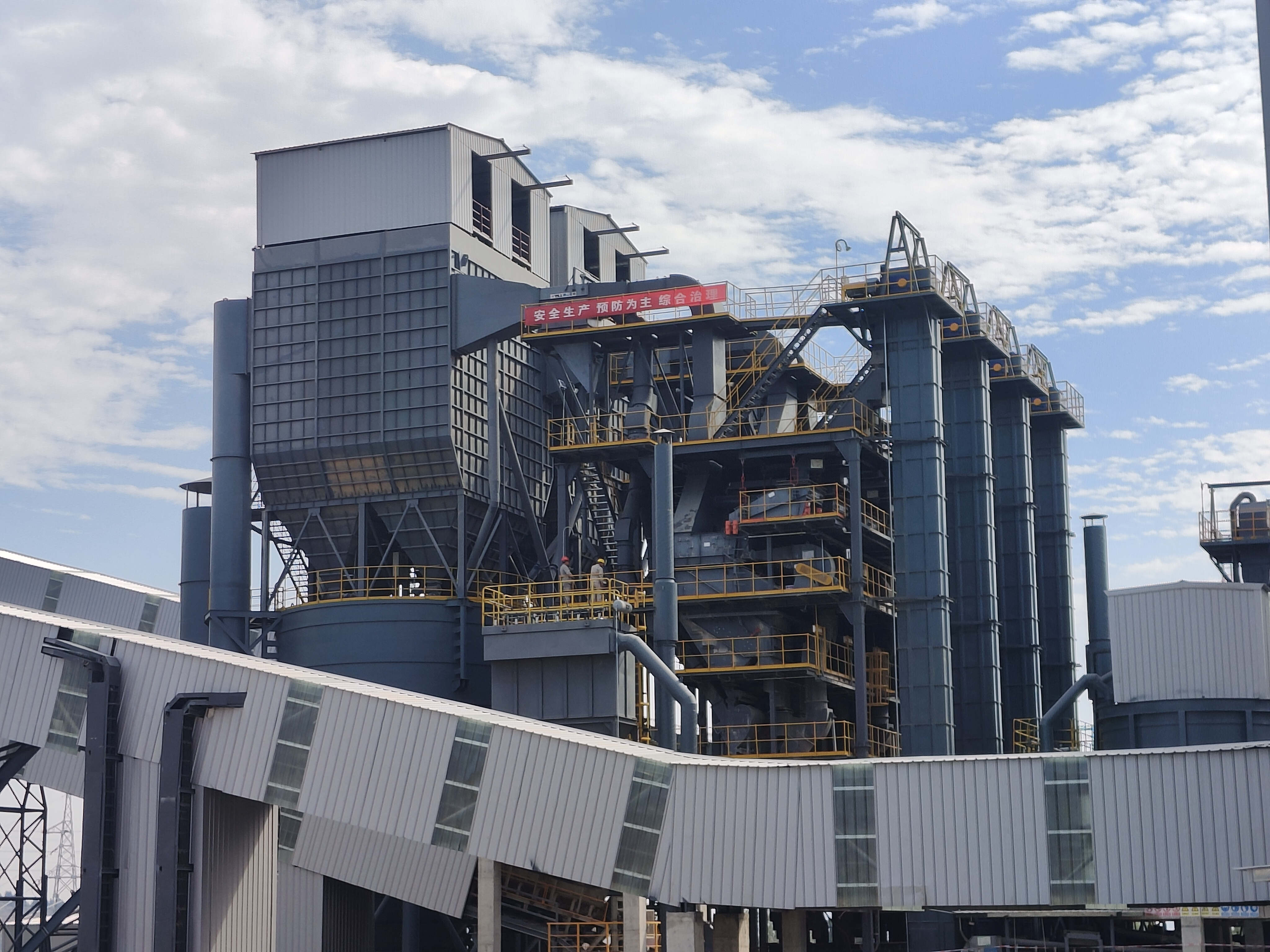 28項大型基礎建設工程獲批，制砂樓助力企業(yè)提高砂石品質(zhì)